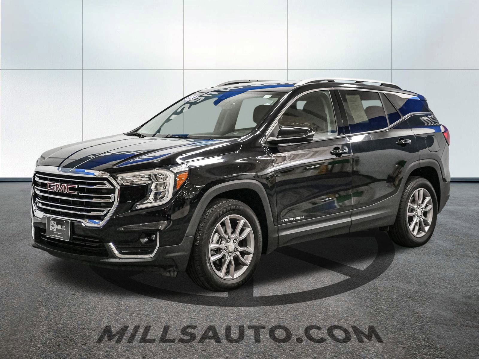 Used 2023 GMC Terrain SLT with VIN 3GKALVEG7PL263618 for sale in Baxter, Minnesota