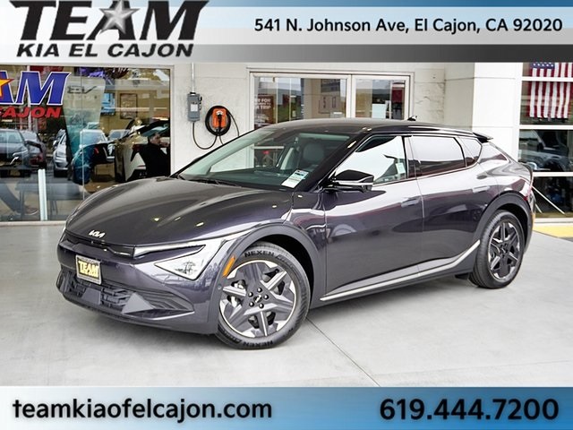 2025 Kia EV6 Light L/R's photo