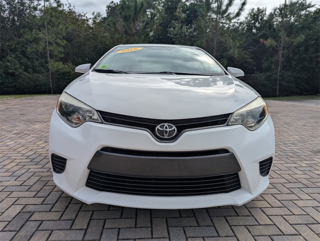 Used 2016 Toyota Corolla LE with VIN 5YFBURHE3GP506052 for sale in Stuart, FL