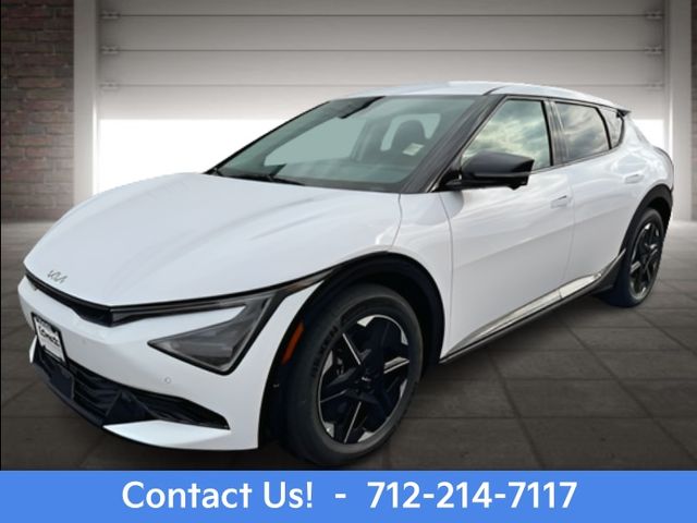 2025 Kia EV6 Wind's photo