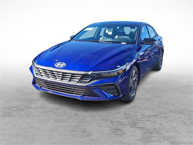 2025 Hyundai Elantra SEL Sport photo 3