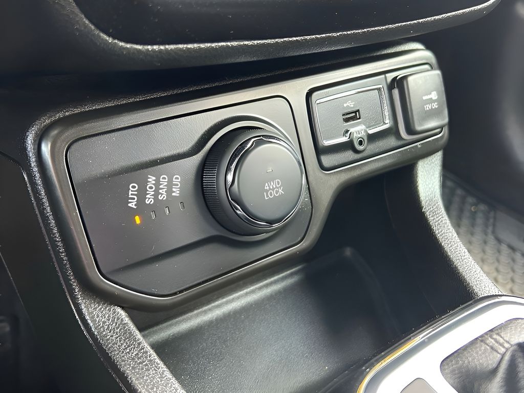 2022 Jeep Renegade Altitude photo 15