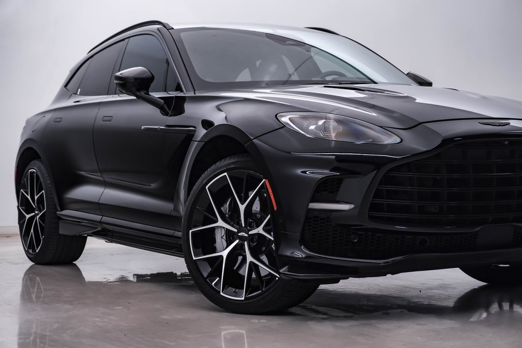 2025 Aston Martin DBX AM8 DBX707 photo 2