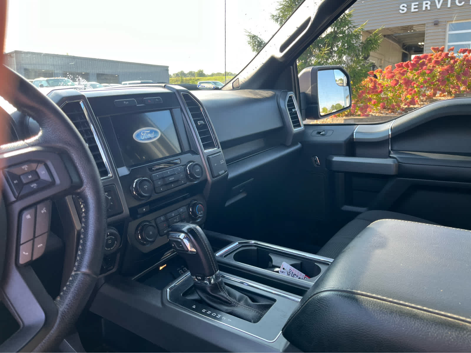 2016 Ford F-150 XLT photo 6