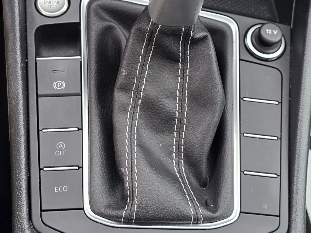 2024 Volkswagen Jetta 1.5T SE photo 19