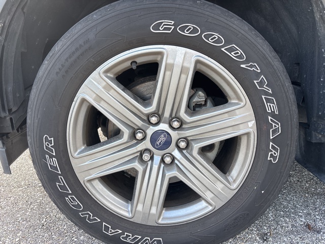 2018 Ford F-150 XLT photo 8