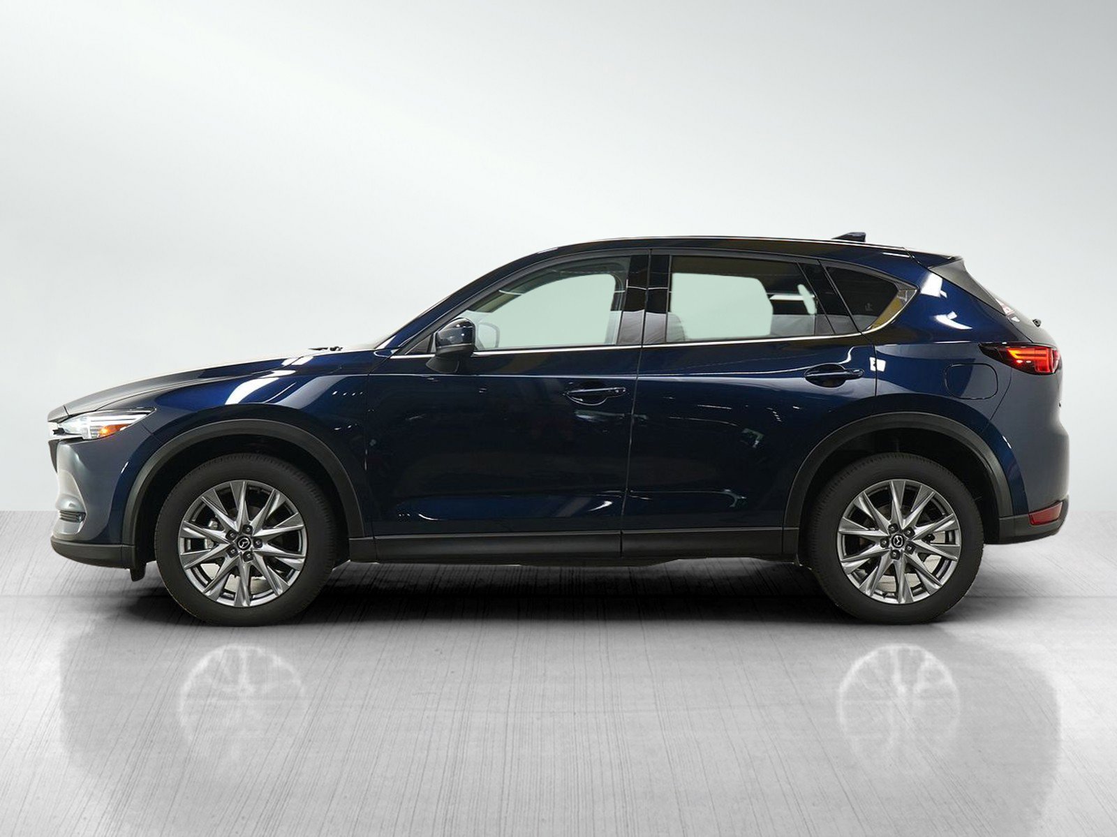 Used 2021 Mazda CX-5 Grand Touring with VIN JM3KFBDM0M0421696 for sale in White Bear Lake, Minnesota