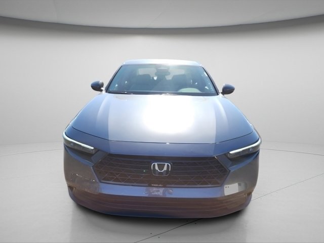 2025 Honda Accord LX photo 2