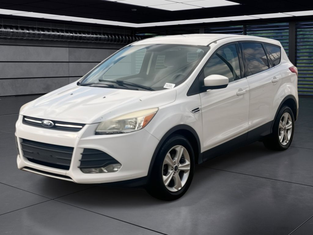 2016 Ford Escape SE's photo