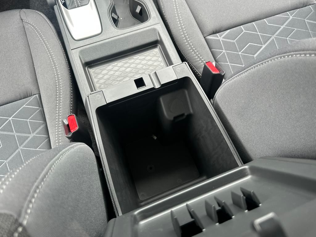 2025 Nissan Frontier SV photo 29