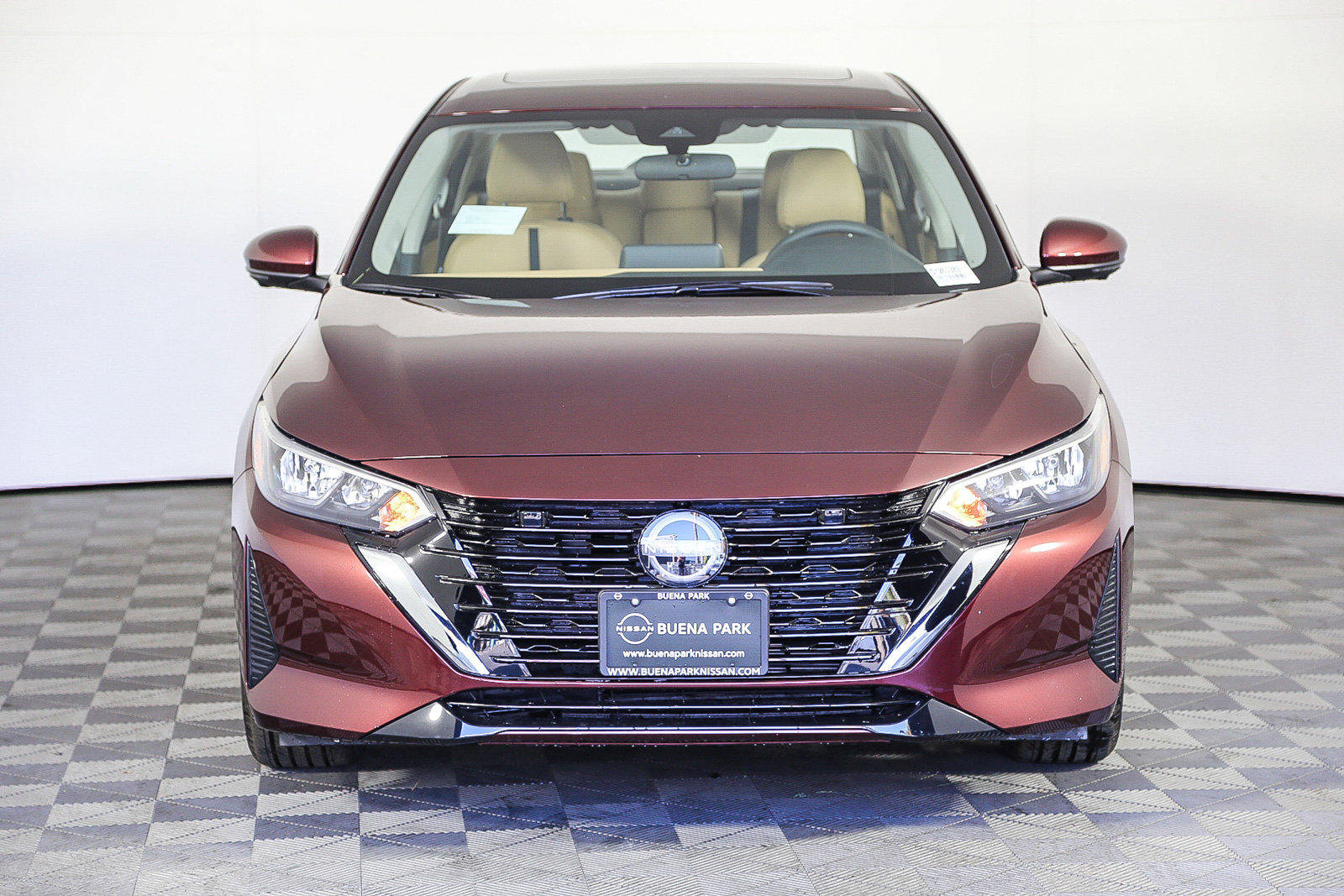 2025 Nissan Sentra SV photo 4