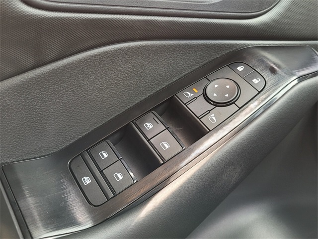 2026 Nissan Rogue S photo 19