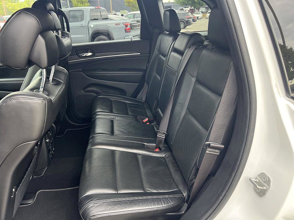 2021 Jeep Grand Cherokee Anniversary Edition photo 14