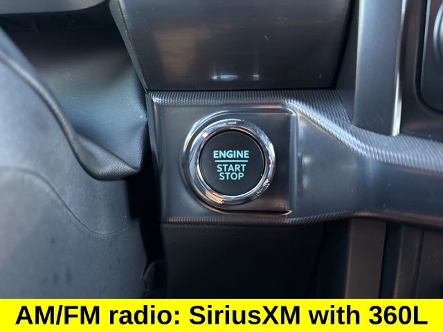 2024 Ford F-150 Lariat photo 13