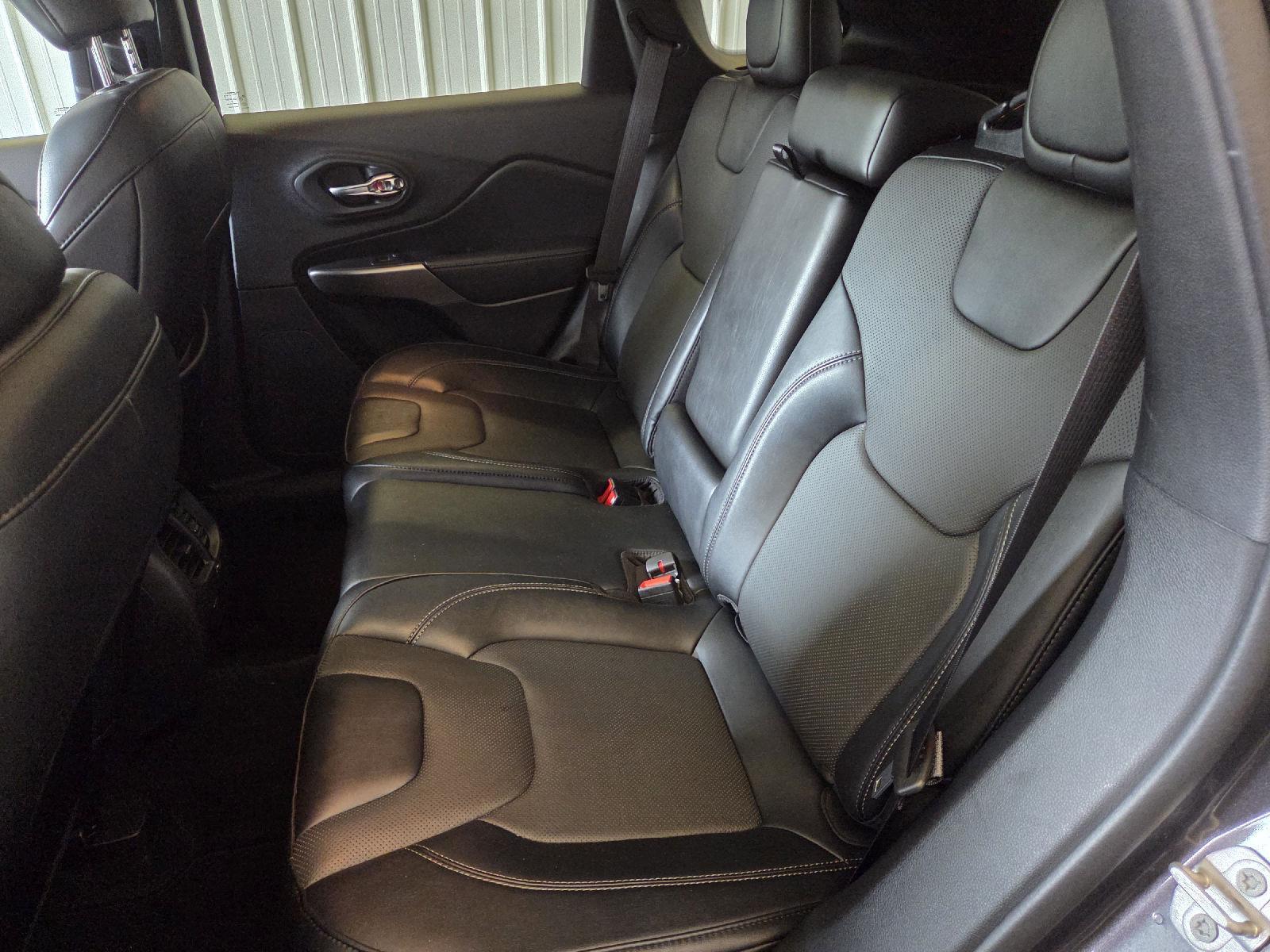 2022 Jeep Cherokee Limited photo 20