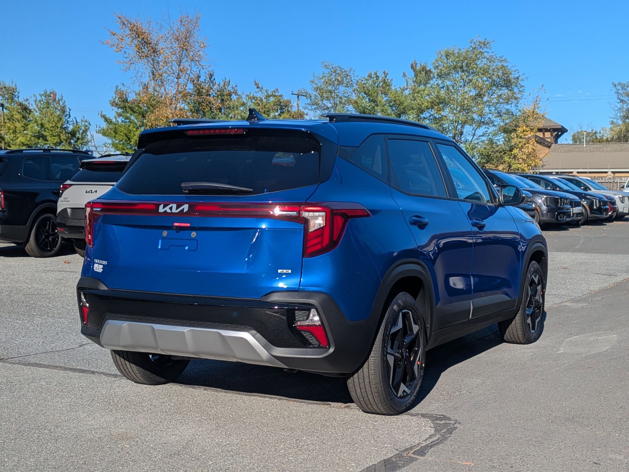 2026 Kia Seltos S photo 4