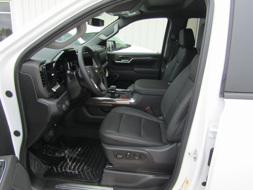 2026 Chevrolet Silverado 1500 LT photo 23