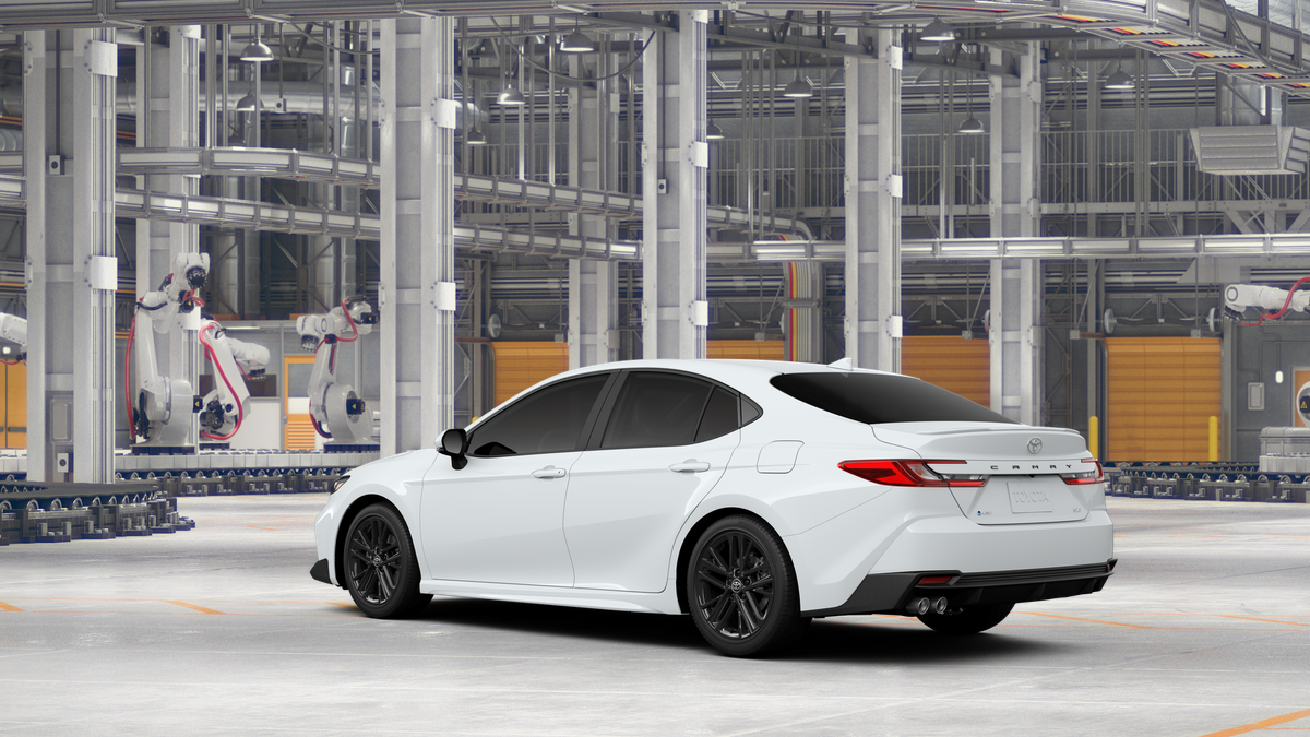 2025 Toyota Camry SE photo 6