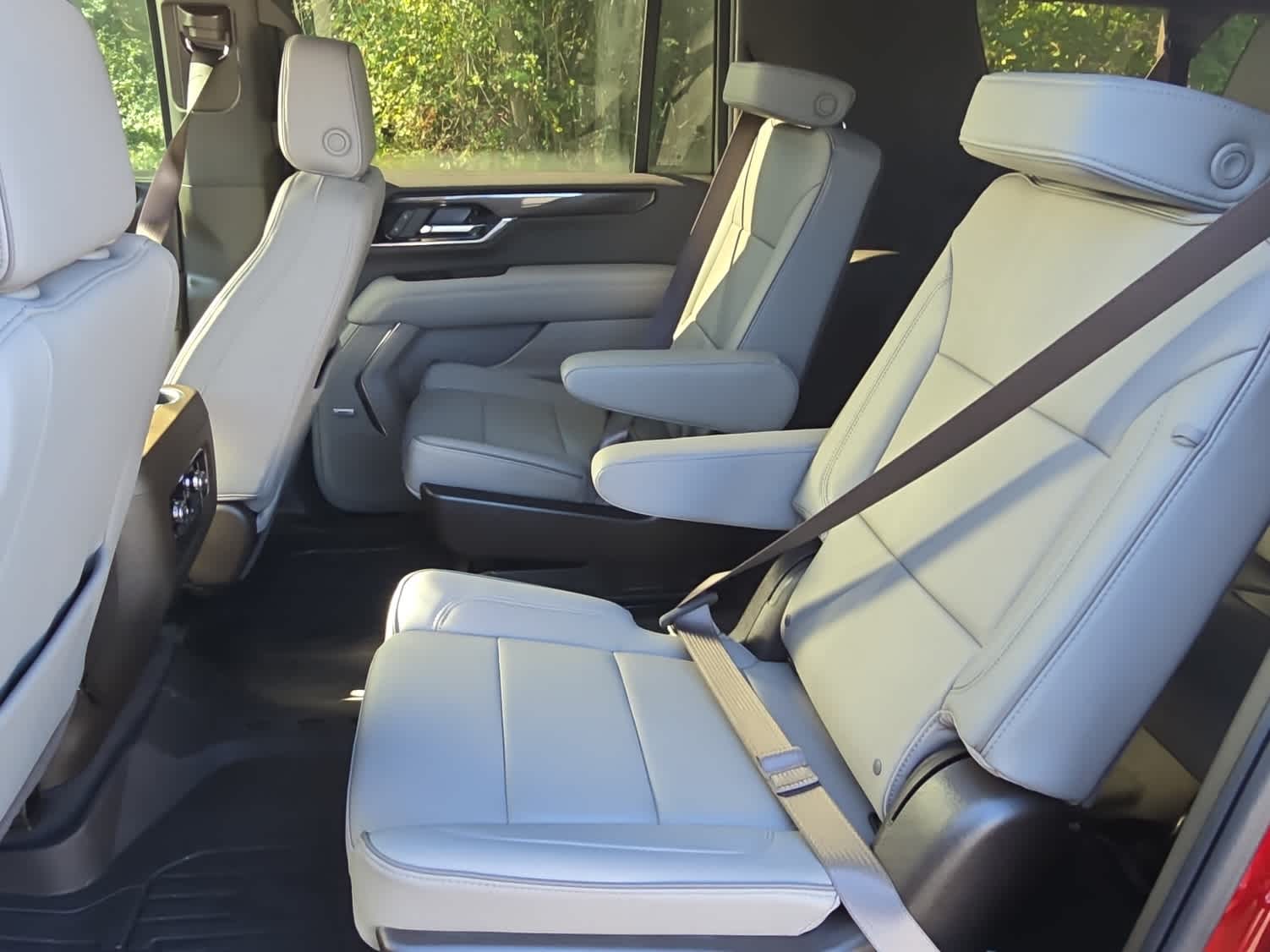 2025 Gmc Yukon XL photo 9