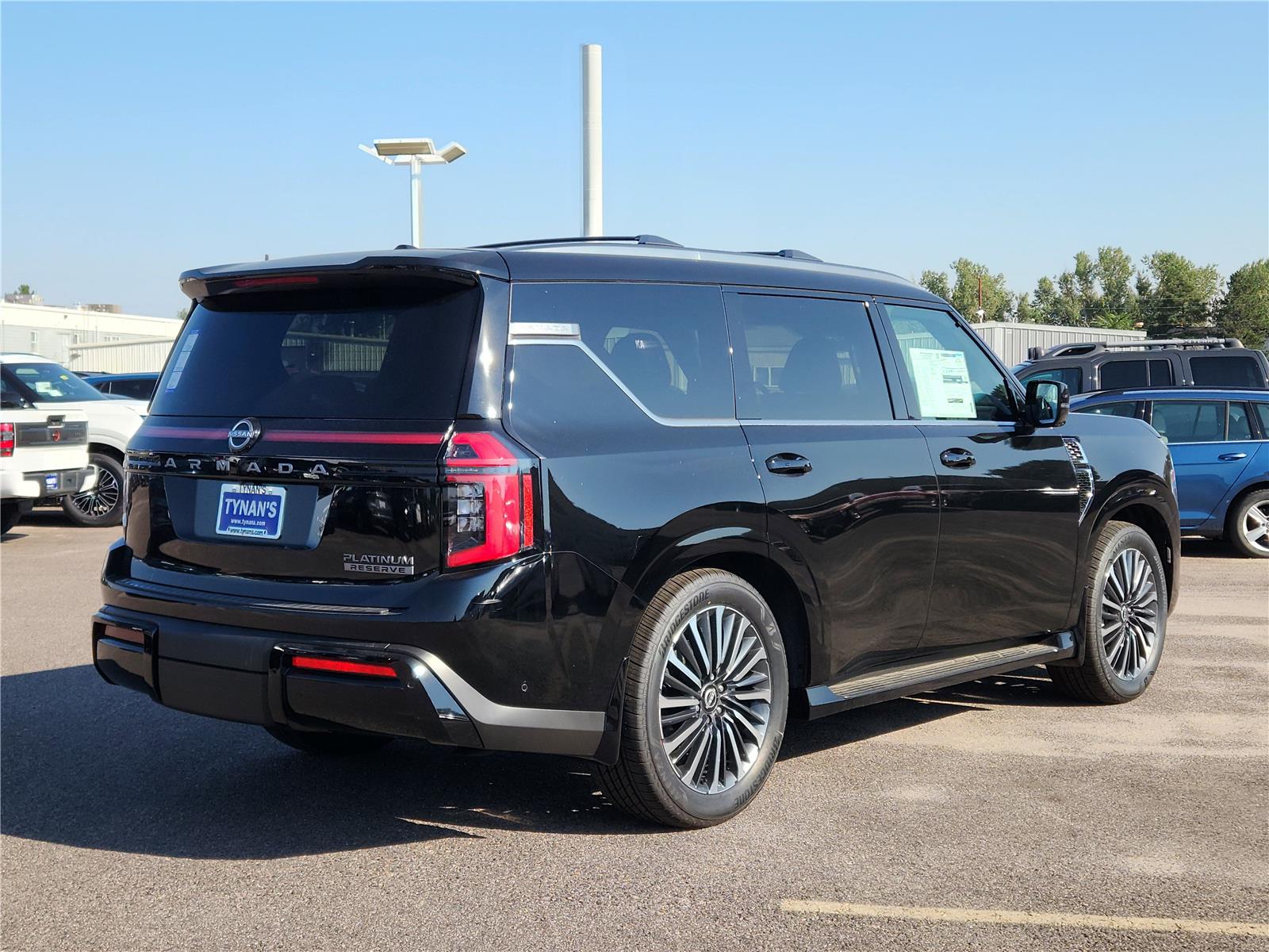 2025 Nissan Armada Platinum Reserve photo 2