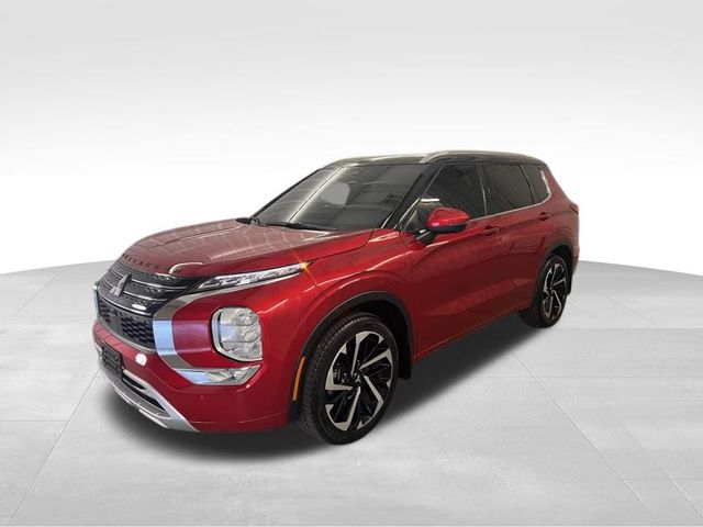 2024 Mitsubishi Outlander SEL's photo