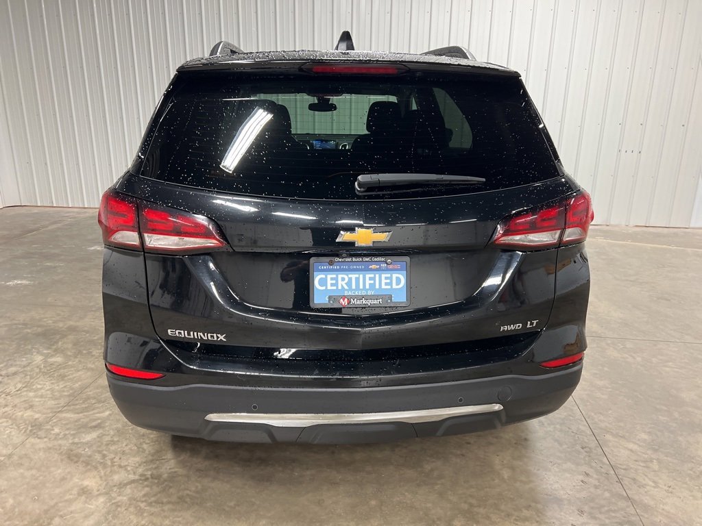 2024 Chevrolet Equinox LT photo 3