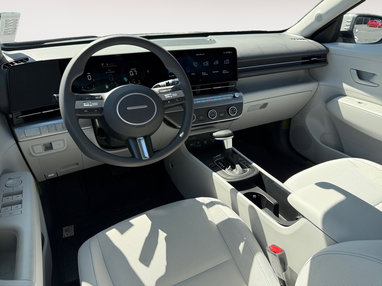 2025 Hyundai Kona SE photo 14