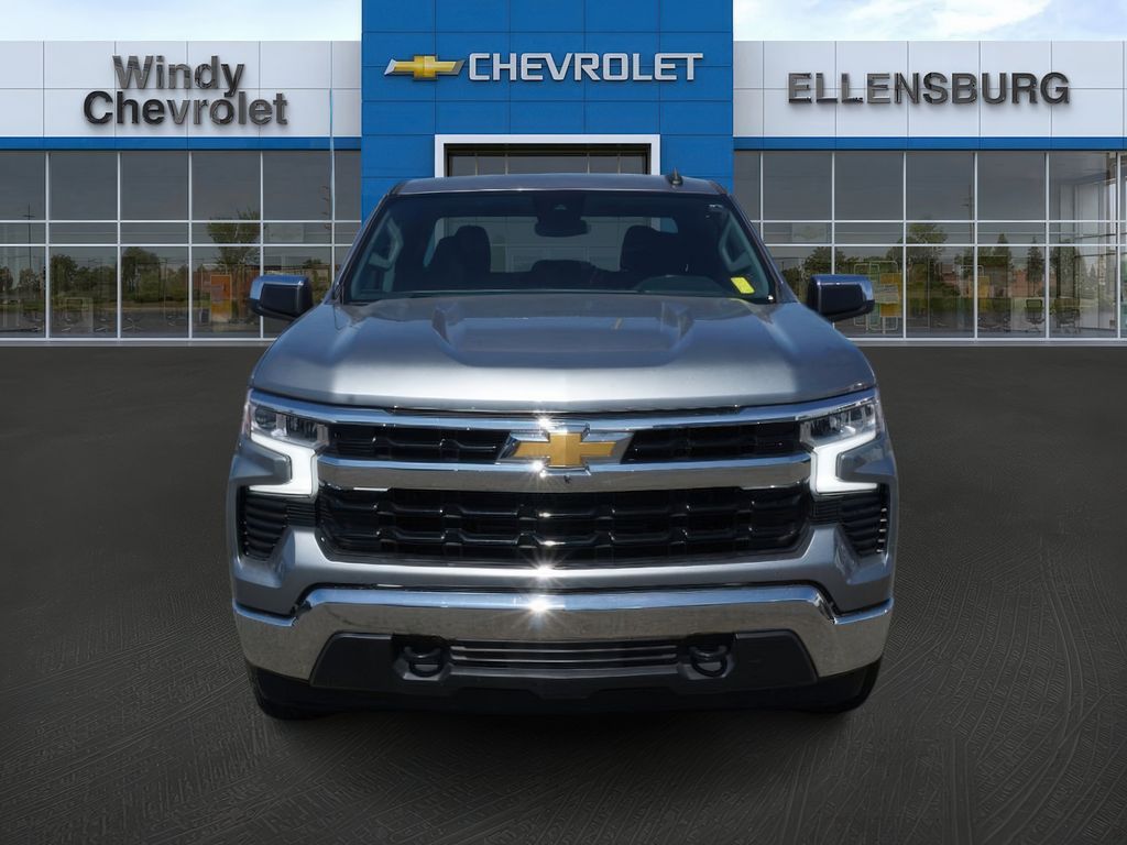 2023 Chevrolet Silverado 1500 LT photo 2