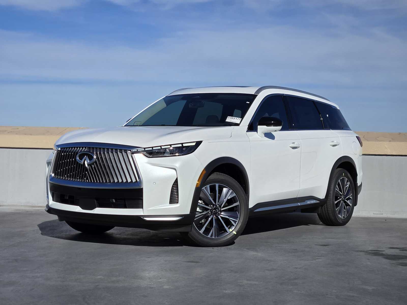 2026 INFINITI QX60 LUXE's photo