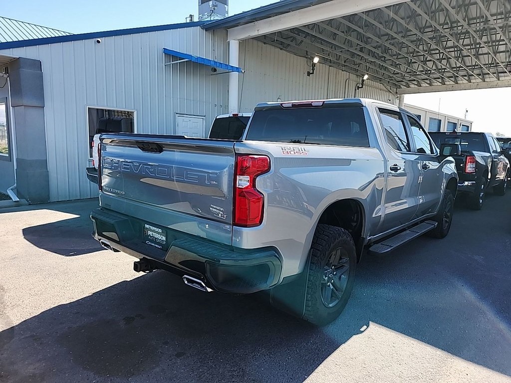 2024 Chevrolet Silverado 1500 LT Trail Boss photo 2