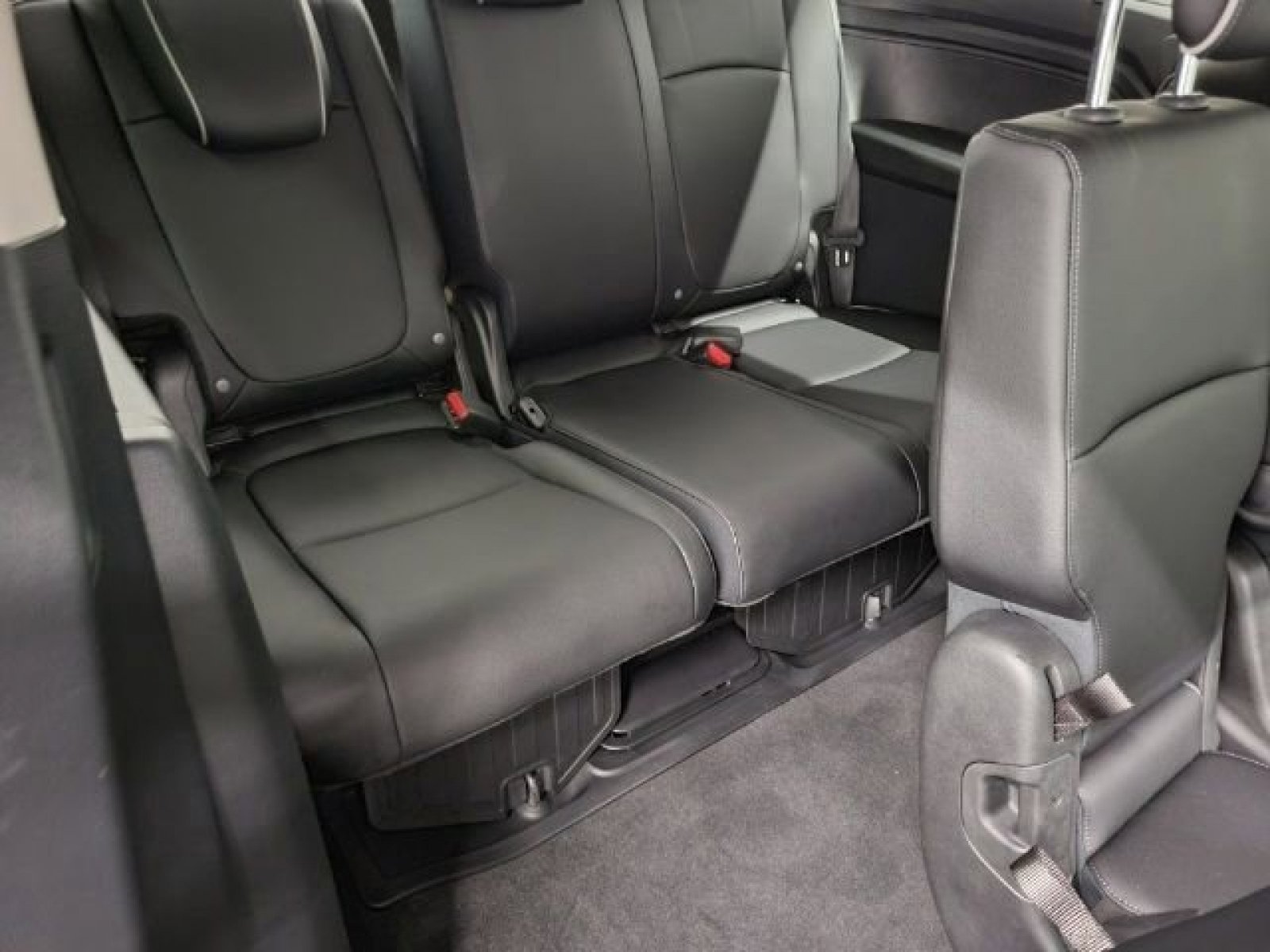 2026 Honda Odyssey Touring photo 22
