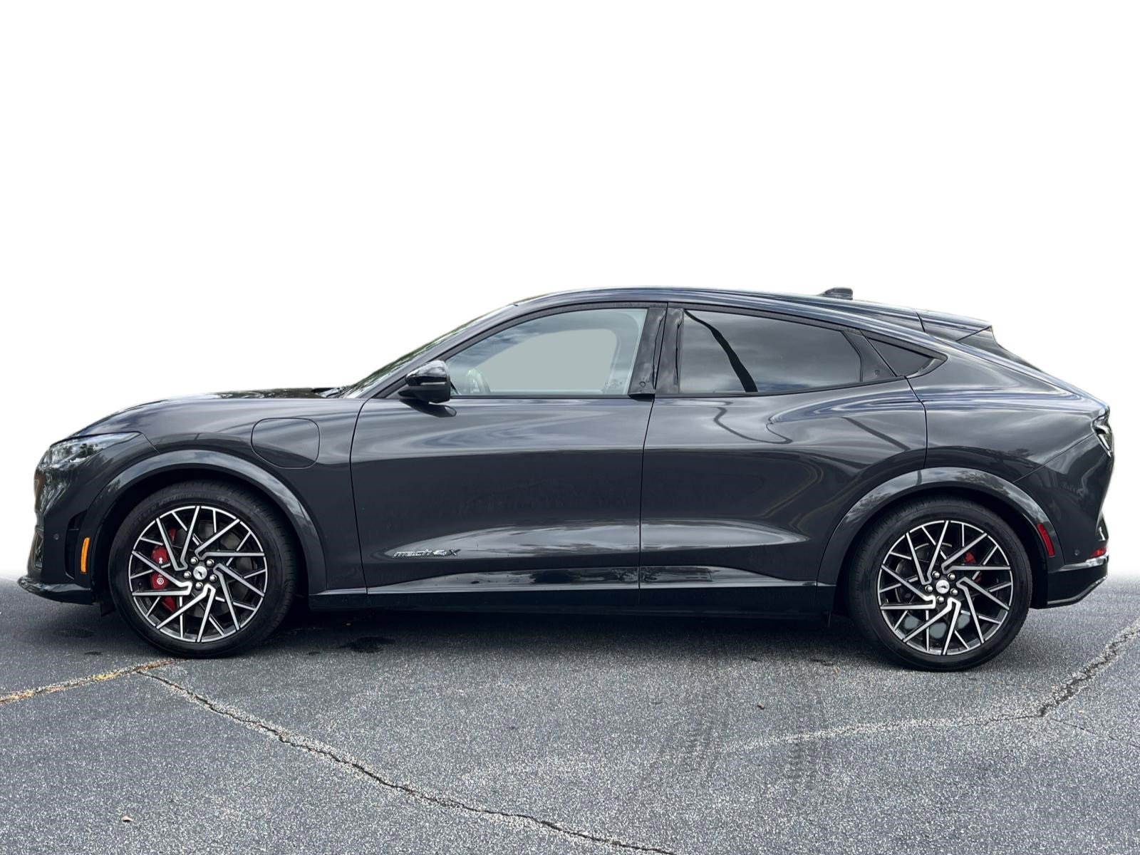 2022 Ford Mustang Mach-E GT photo 4
