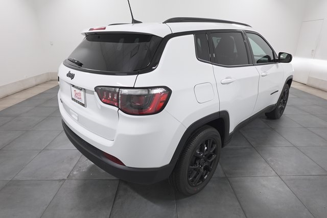 2025 Jeep Compass Latitude photo 7