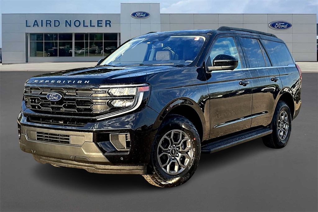 2025 Ford Expedition Active's photo