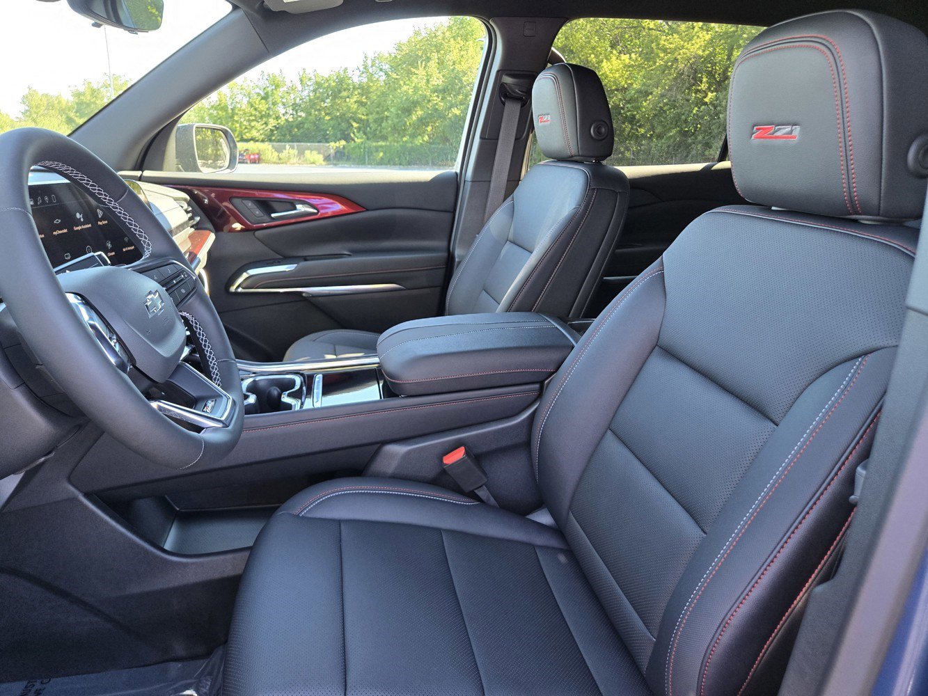 2026 Chevrolet Traverse Z71 photo 13