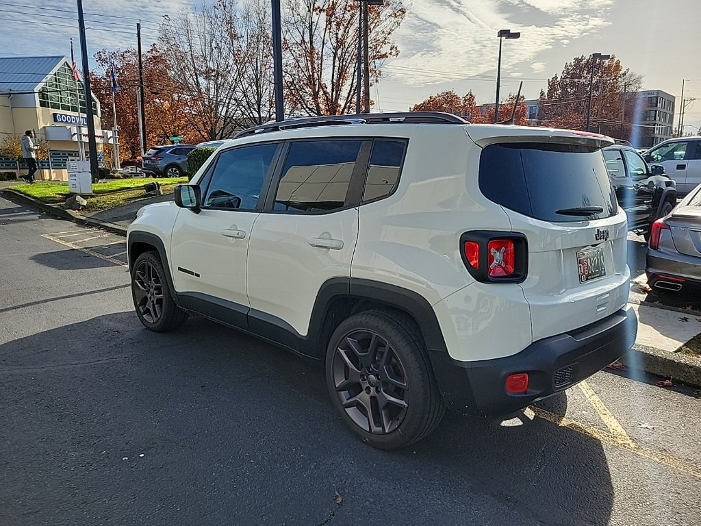 2021 Jeep Renegade Latitude photo 2