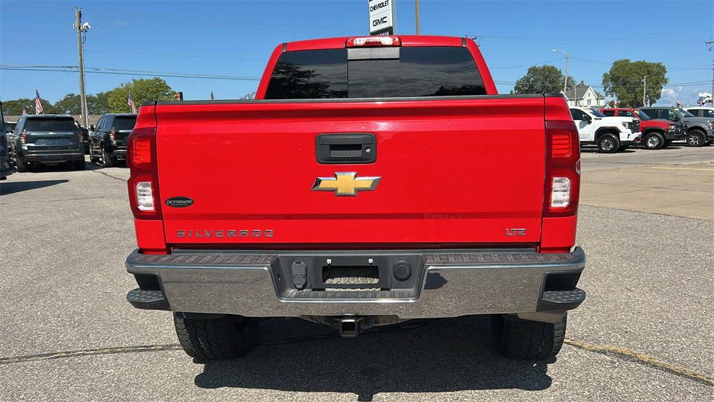 2016 Chevrolet Silverado 1500 LTZ photo 4