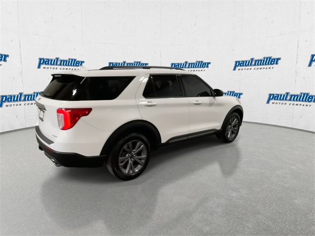 2023 Ford Explorer XLT photo 11