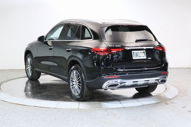 2023 Mercedes Benz GLC 300 4MATIC photo 3