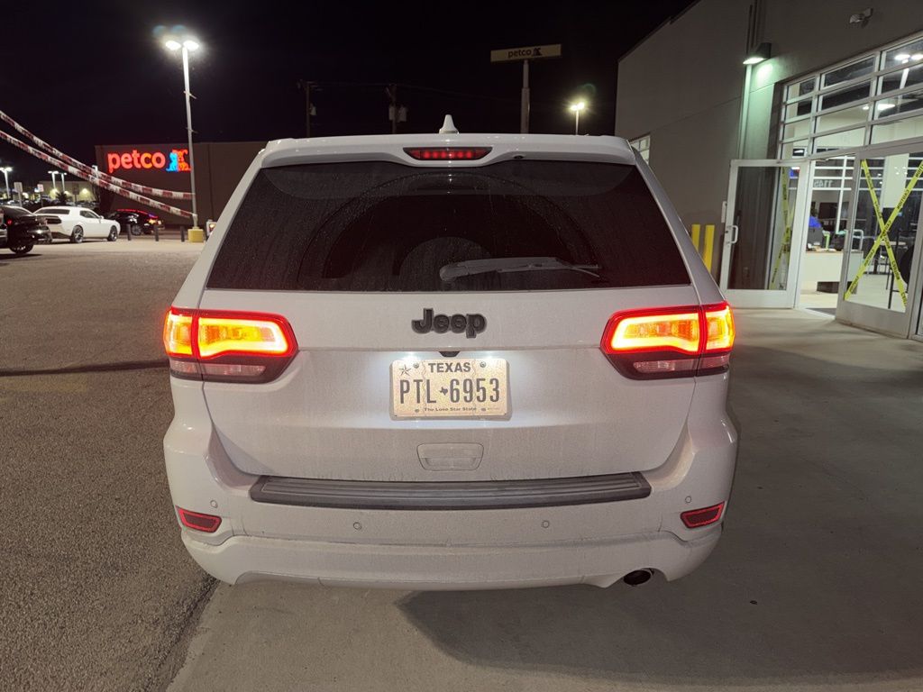 2019 Jeep Grand Cherokee Altitude photo 4