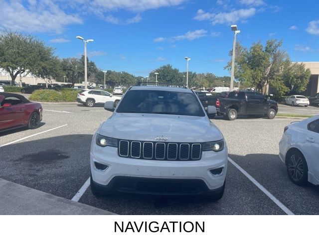 2020 Jeep Grand Cherokee Laredo E photo 2