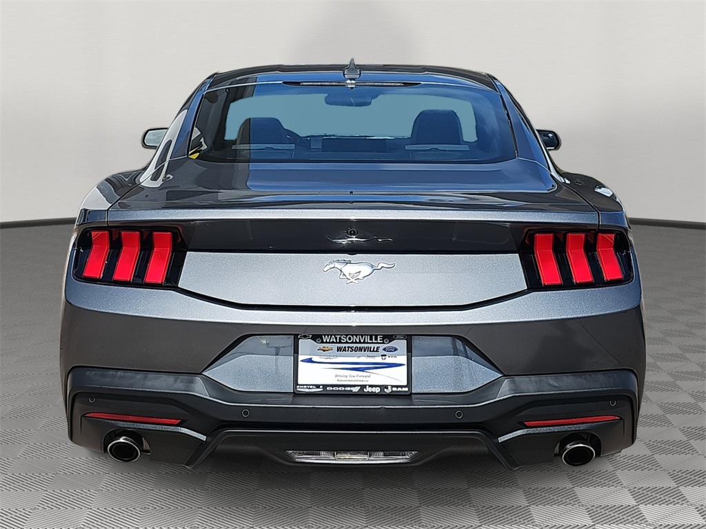 2024 Ford Mustang EcoBoost photo 4