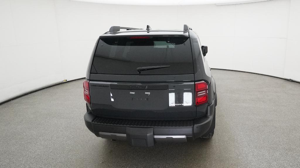 2025 Toyota Land Cruiser photo 17