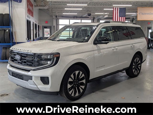 2025 Ford Expedition Platinum's photo