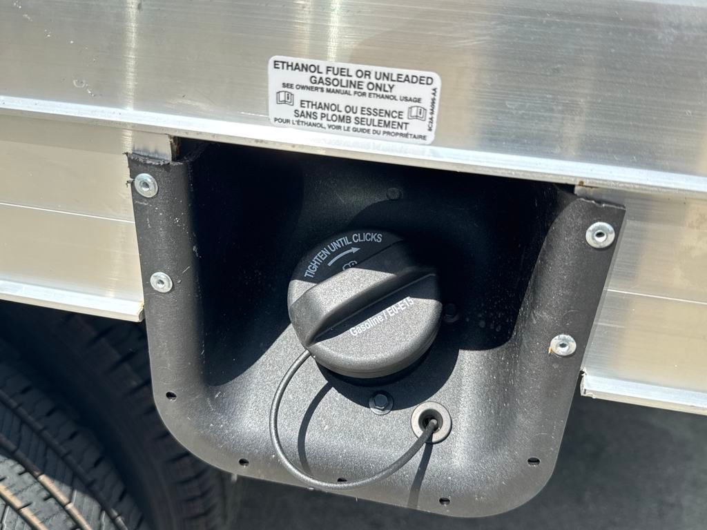 2026 Ford E-450 photo 21