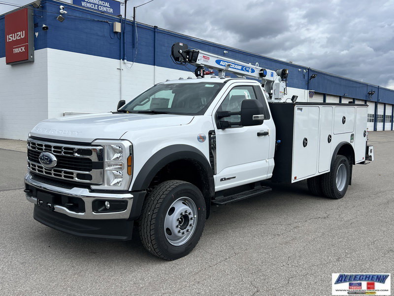 2025 Ford F-600 Super Duty Chassis Cab XL's photo