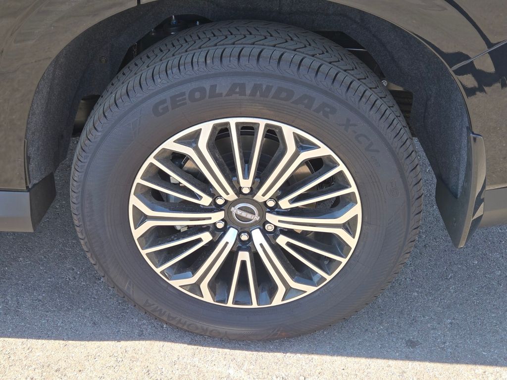 2025 Nissan Armada Platinum photo 4