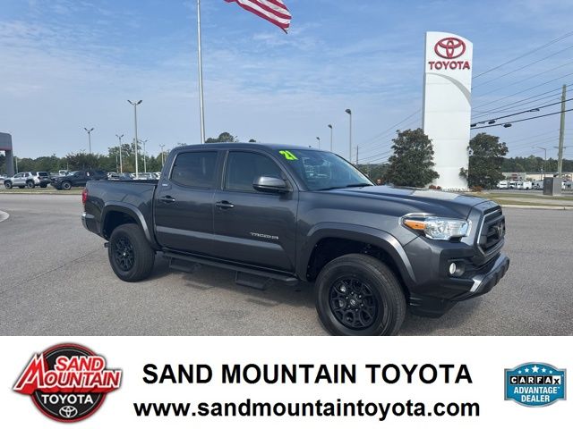 2021 Toyota Tacoma SR5's photo