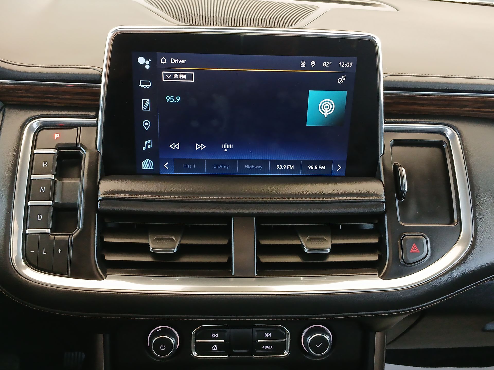 2024 Chevrolet Tahoe High Country photo 13