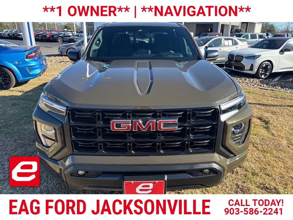 2024 GMC Canyon Elevation's photo